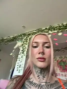 Stella-Kink online show from 04-26-26, 10:45