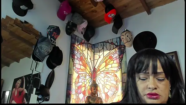 seleneh online show from 11-13-25, 05:39