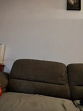 LauraBaby online show from 12-17-25, 07:52