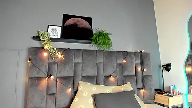 nahomi campbell online show from 04-07-26, 08:43