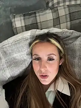 Miss emilee online show from 01-20-25, 03:28