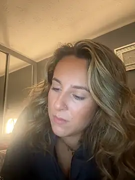 Miss emilee online show from 10-11-25, 08:21