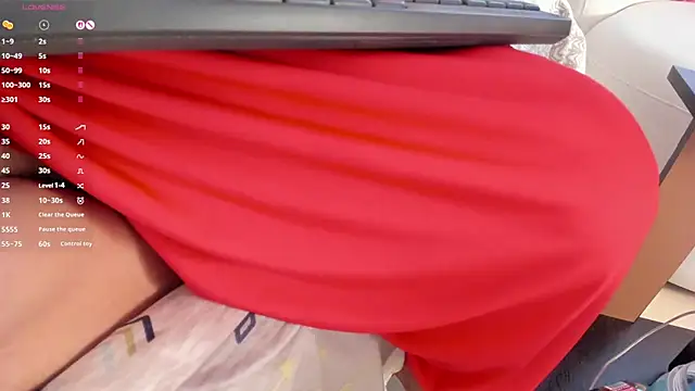 Amina hafsa online show from 03-25-26, 06:29