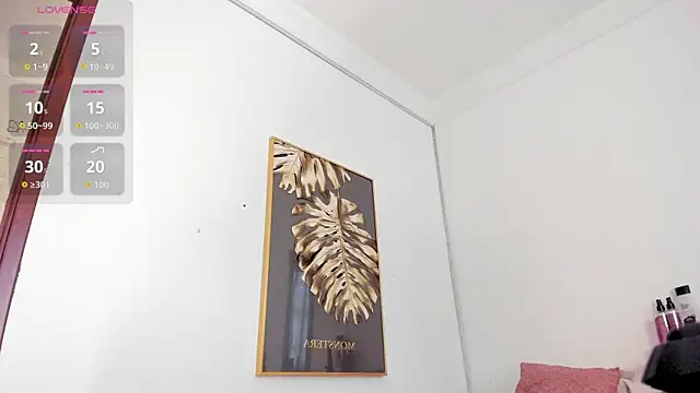 Amina hafsa online show from 04-15-26, 07:58