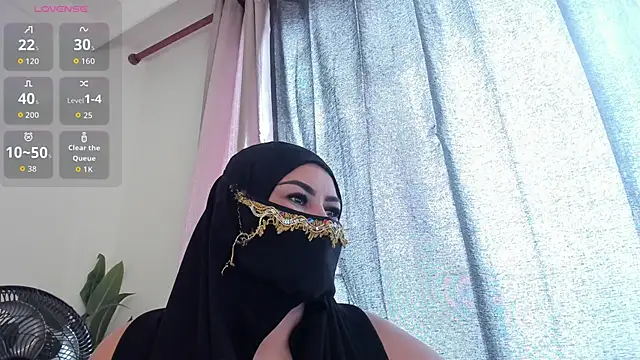 Snapshot of Amina_hafsa chatting on 04-23-26, 07:48 Amina hafsa online show from 04-23-26, 07:48