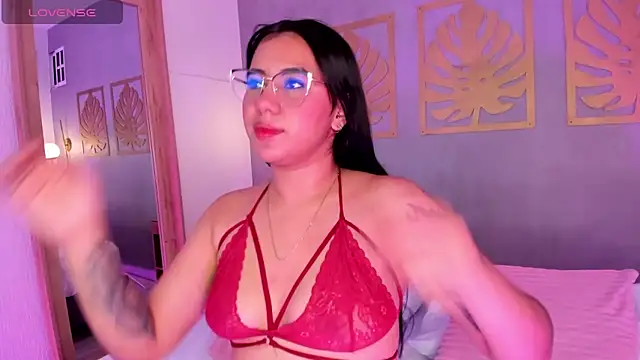 Snapshot of majo_rosse_ chatting on 02-10-26, 07:13 majo rosse online show from 02-10-26, 07:13