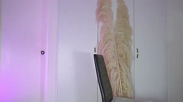 roselinedior online show from 10-09-25, 01:55