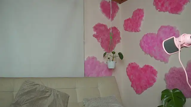 roselinedior online show from 03-03-25, 04:15