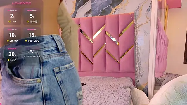 daddyissuesss  online show from 10-04-25, 07:37