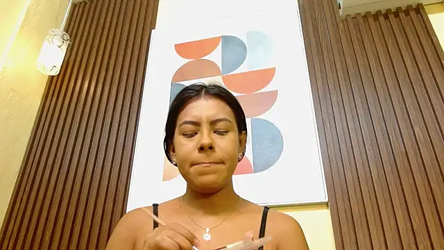 VeronicaRobles online show from 10-31-25, 07:54