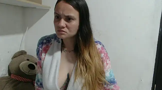 mia sepulveda  online show from 03-16-25, 04:52