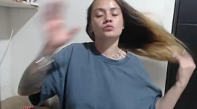 mia sepulveda  online show from 01-31-25, 11:13