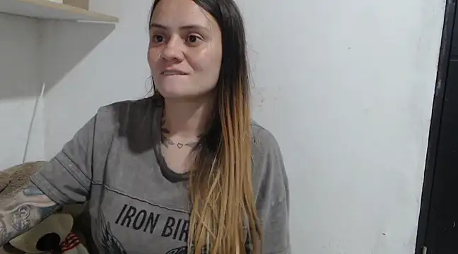 mia sepulveda  online show from 03-04-25, 03:11