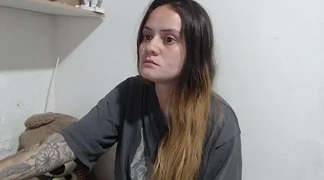 mia sepulveda  online show from 02-12-25, 03:40