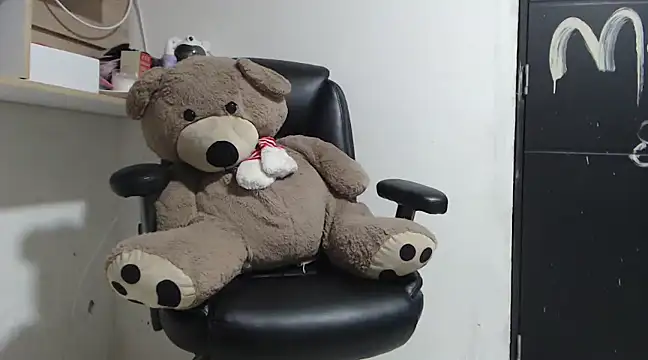 mia sepulveda  online show from 01-27-25, 10:27