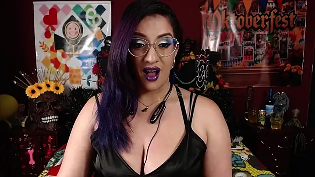 andreafetishx online show from 09-29-25, 03:35