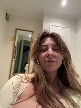 curvyflawless online show from 03-26-26, 03:21