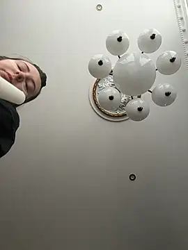 curvyflawless online show from 03-27-26, 08:01