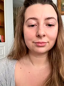 curvyflawless online show from 10-31-25, 07:49