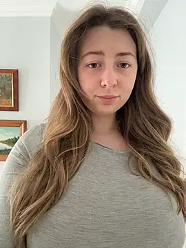 curvyflawless online show from 04-18-26, 09:33