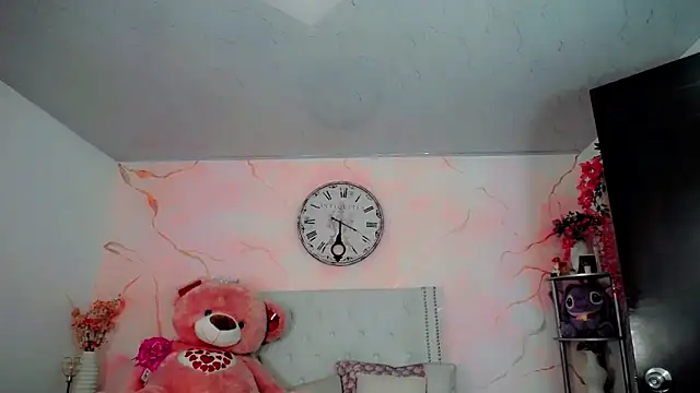 maria camilacms online show from 02-18-26, 06:04