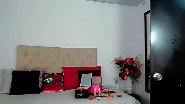 maria camilacms online show from 10-23-25, 04:27