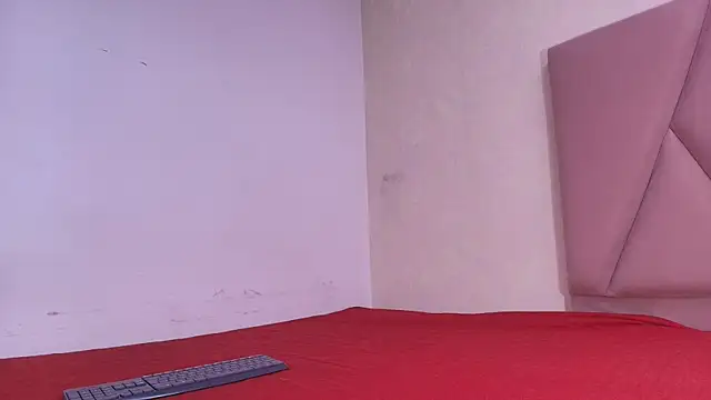 arl chloee online show from 10-09-25, 03:07