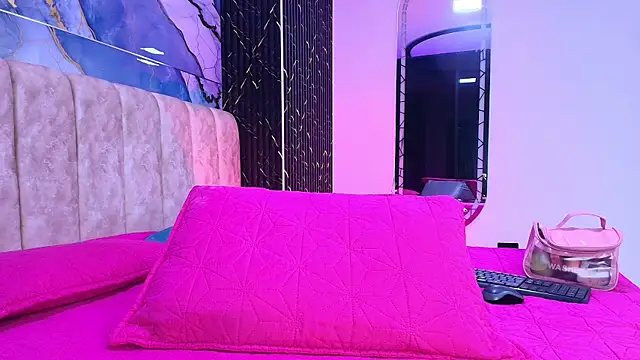 Snapshot of arl_chloee chatting on 07-30-26, 03:05 arl chloee online show from 07-30-26, 03:05