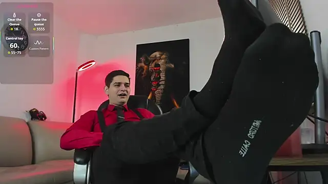 Nicolas Fellener online show from 12-23-25, 05:07