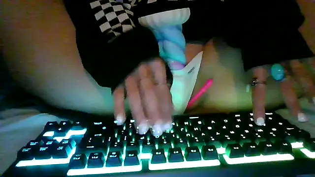 thepeachiestprincesss online show from 07-24-26, 05:58