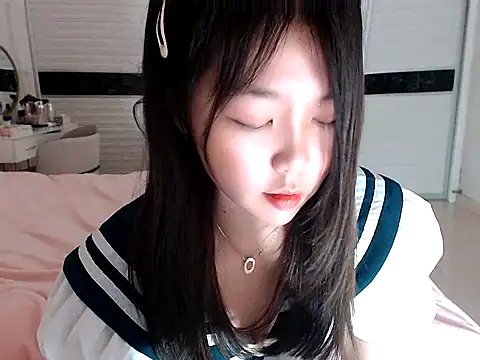 -Lucky Girl online show from 03-15-25, 03:06