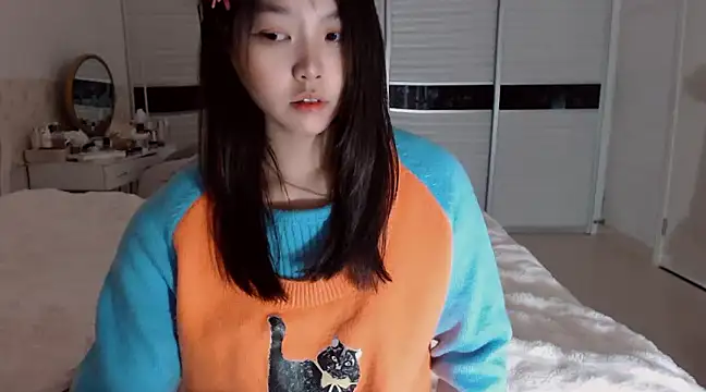 -Lucky Girl online show from 03-01-25, 01:22