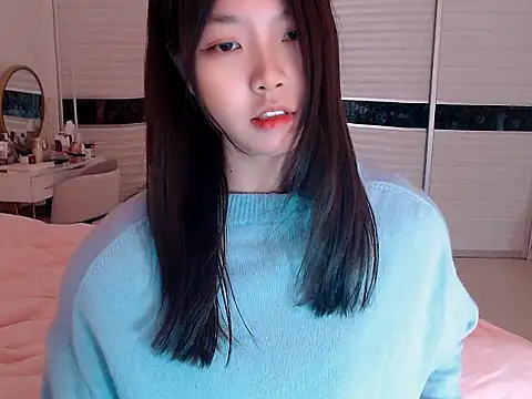 -Lucky Girl online show from 02-26-25, 05:24