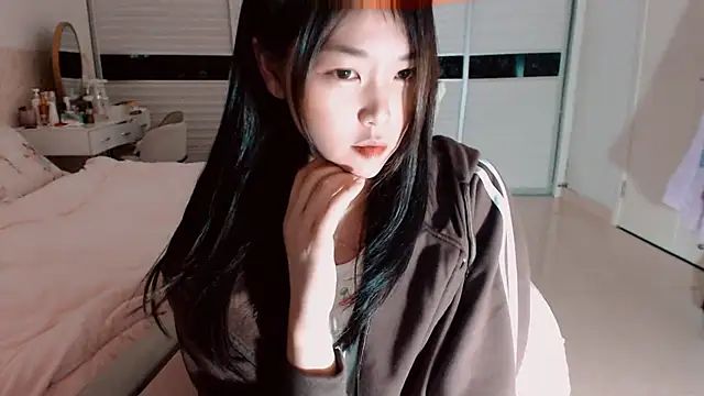 -Lucky Girl online show from 02-09-26, 12:25