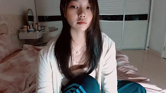 -Lucky Girl online show from 05-21-26, 01:52