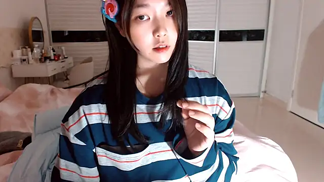 -Lucky Girl online show from 12-04-25, 03:11