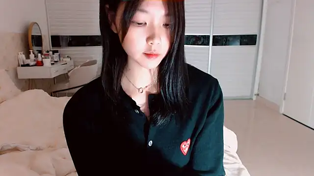 -Lucky Girl online show from 09-18-25, 01:58