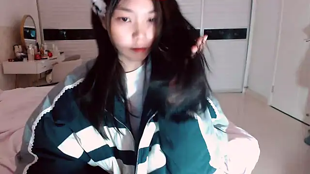 -Lucky Girl online show from 01-15-26, 01:53