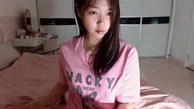-Lucky Girl online show from 06-08-26, 02:06