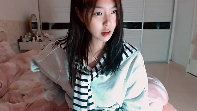 -Lucky Girl online show from 03-29-26, 01:29