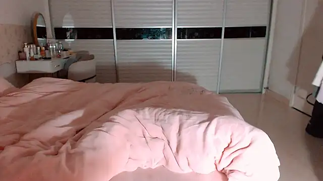 -Lucky Girl online show from 02-25-26, 01:33