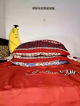 Snapshot of Quite_Malsha chatting on 12-13-24, 09:35 Quite Malsha online show from 12-13-24, 09:35