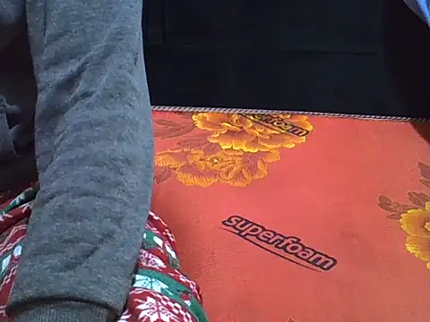 sweet veee online show from 12-20-25, 06:49