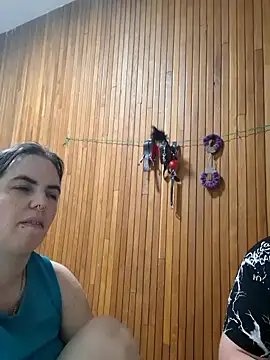 Snapshot of Jassiundich2 chatting on 04-27-26, 01:14 Jassiundich2 online show from 04-27-26, 01:14