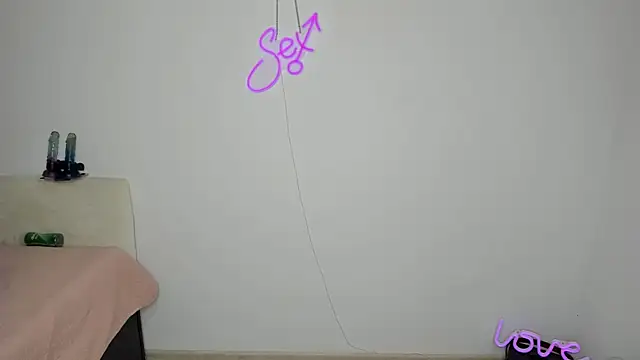 Bitch Coin online show from 11-23-25, 04:06