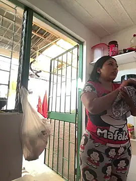 emmyjhonson07 online show from 02-14-26, 01:11