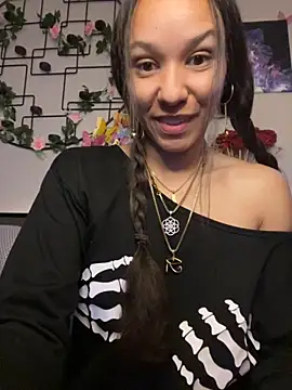  Neeka  online show from 10-23-25, 03:27