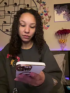  Neeka  online show from 01-04-25, 11:33