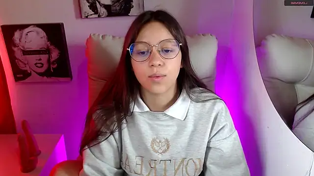 SamanthaRoldaan online show from 11-18-25, 02:53