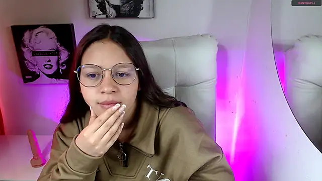 SamanthaRoldaan online show from 02-17-26, 03:09